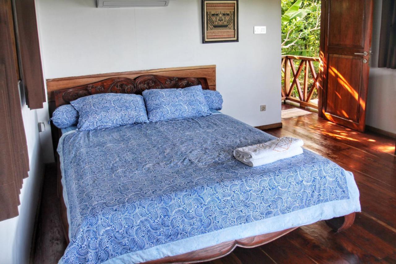 Boa Hill Surf House Hotel Nemberala Buitenkant foto
