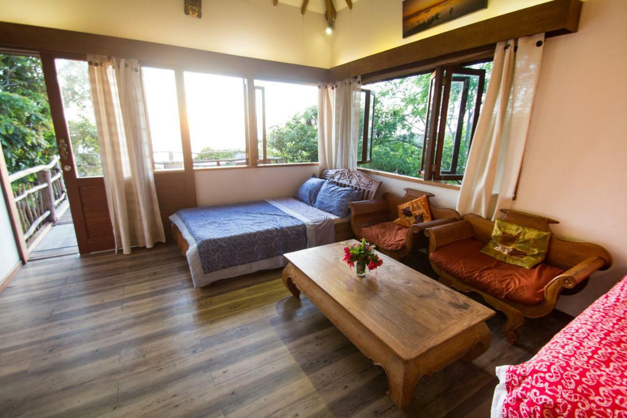 Boa Hill Surf House Hotel Nemberala Buitenkant foto