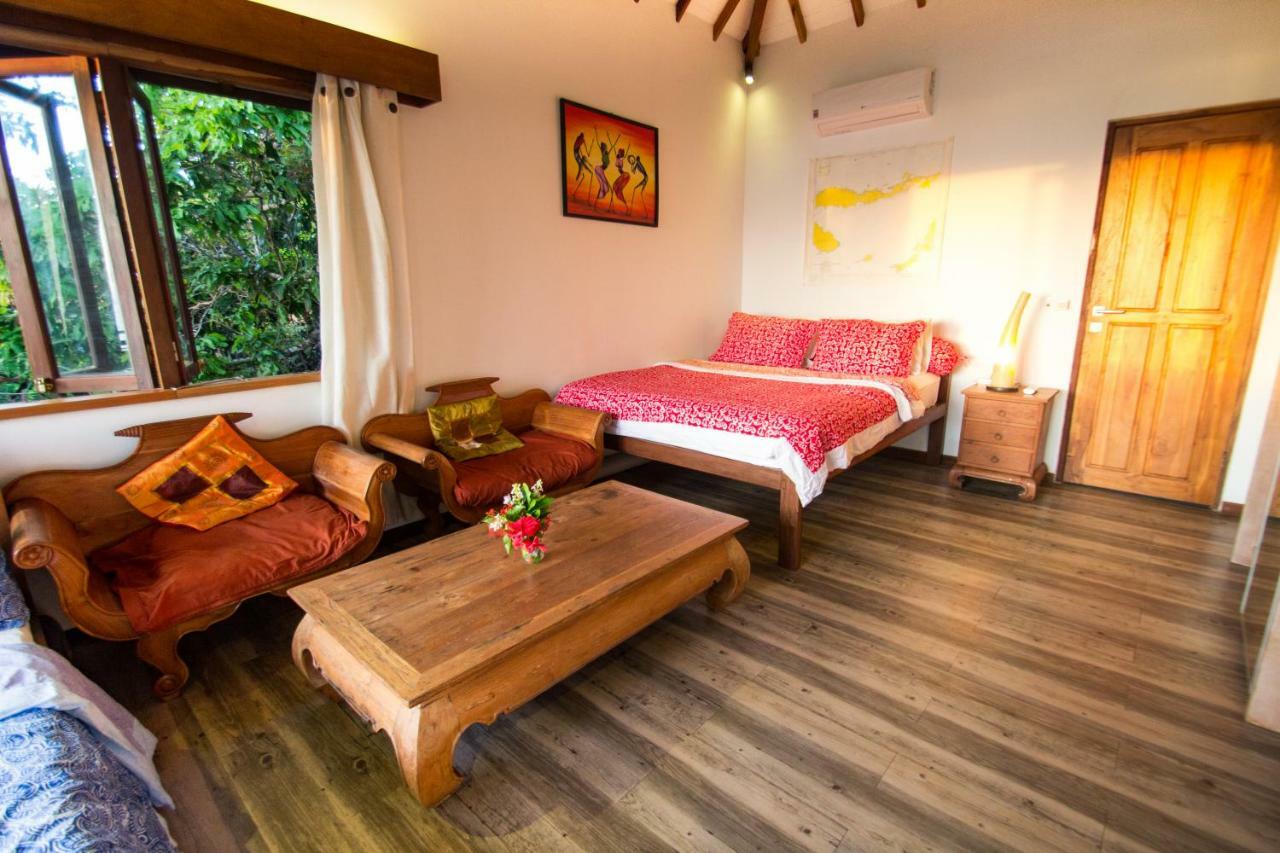 Boa Hill Surf House Hotel Nemberala Buitenkant foto