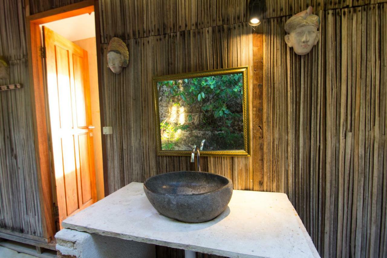 Boa Hill Surf House Hotel Nemberala Buitenkant foto